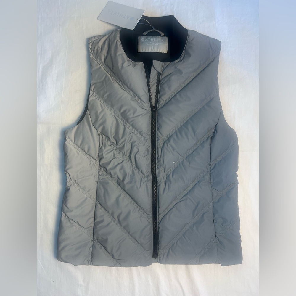 Athleta Inlet Reflective Silver Grey Goose Down Zip Pocket Puffer Vest Women’s S